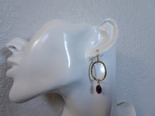 Load image into Gallery viewer, Gold Open Oval Earrings with Garnet