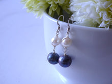 Load image into Gallery viewer, Peacock and white Pearl Earrings