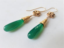 Load image into Gallery viewer, Exotic Emerald green Drop Earrings.