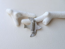 Load image into Gallery viewer, Flying Bird Brooch, Minimalist Bird Pin, Silver Bird Scarf Pin