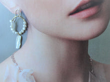 Load image into Gallery viewer, Pearl Hoop Earrings, Keshi Pearl, Bridal Pearl Jewelry.