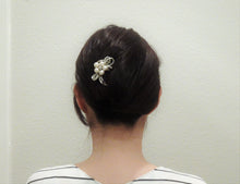 Load image into Gallery viewer, Using brooch converter hair pin