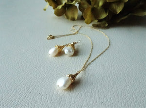 Pearl Solitaire Necklace and earrings