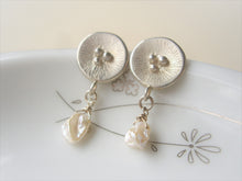 Load image into Gallery viewer, Round Silver Dangle Earrings With Keshi Pearl, Poppy Artisan Jewelry.