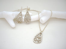 Load image into Gallery viewer, Lacy Flower Drop Earrings, Filigree Jewelry, Bronze Gold.