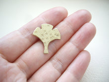 Load image into Gallery viewer, Ginkgo, Leaf Brooch Pin, Hat, Shawl, Sweater Pin, Woodland Accessory.