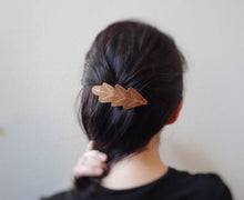 Load image into Gallery viewer, Oak Hair Barrette, Fall Leaf Hair Clip