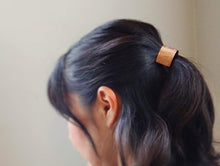 Load image into Gallery viewer, copper pony cuff on a model