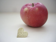 Load image into Gallery viewer, Gold Heart Pin Brooch, Small Brooch, Cute Hat pin.
