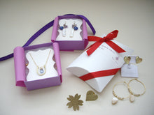 Load image into Gallery viewer, Round Silver Dangle Earrings With Keshi Pearl, Poppy Artisan Jewelry.