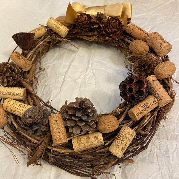 DIY Cork Wreath, Upcycled Christmas Display