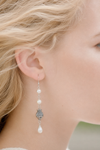 Load image into Gallery viewer, Pisces Pearl Strand Earrings