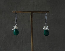 Load image into Gallery viewer, Green Tear Drop Stone Earrings, Wire Wrapped Pearl Earrings