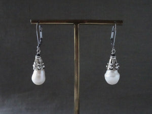 Bali Pearl Earrings