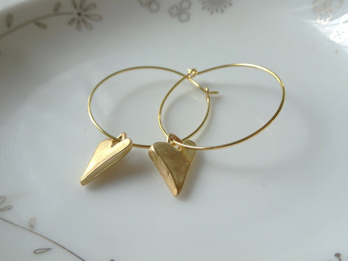 Gold heart hoop earrings