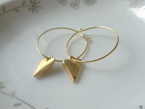 Gold heart hoop earrings