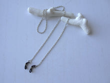Load image into Gallery viewer, Designed Cable Glasses Chain