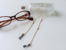 Load image into Gallery viewer, Pink Pearls Sunglasses Chain, Eyewear Jewelry 