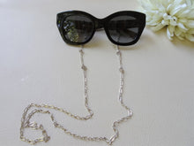Load image into Gallery viewer, Simple Silver Sunglasses Lanyard