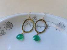 Load image into Gallery viewer, Green Onyx Open Oval Earrings