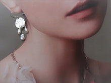 Load image into Gallery viewer, Silver Keshi Pearl Chandelier Earrings.