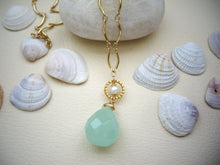 Load image into Gallery viewer, Green Chalcedony Drop Stone Necklace
