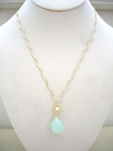 Green Chalcedony Drop Stone Necklace