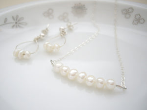 Fresh Water Pearl Bar Necklace, Minimal Pearl Jewelry.