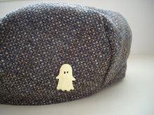 Load image into Gallery viewer, Halloween Ghost Brooch, Cute Shawl Pin, Pin For Your Sweater and Scarf.