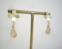 Load image into Gallery viewer, Gold Flower Earrings With Raw Rose Quartz.