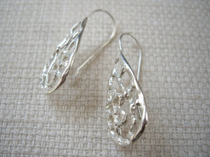 Teardrop Filigree Silver earrings, Floral Drop Earrings, Lacy Jewelry.