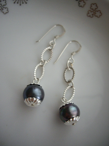 Peacock Pearl Chain Earrings